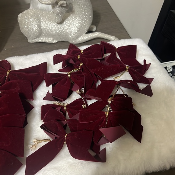 Assorted Christmas Bows - Picture 3 of 3